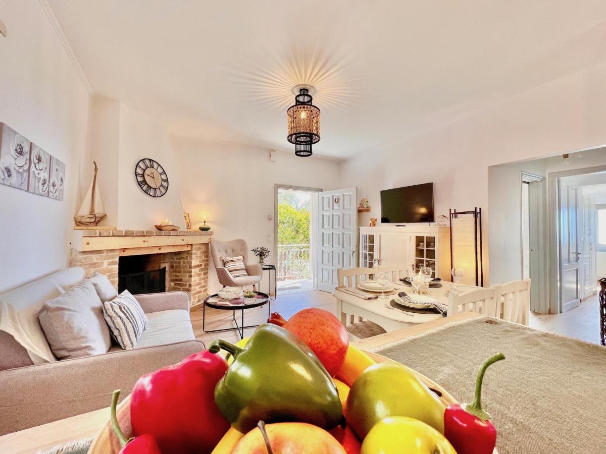 Villa Evmaria With Private Swimming Pool Spartylas Bagian luar foto